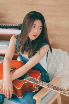 玉女桃花轻蜜粉定妆
